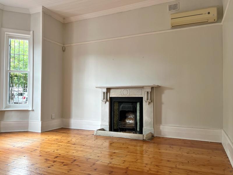 To Let commercial Property for Rent in Rondebosch Western Cape